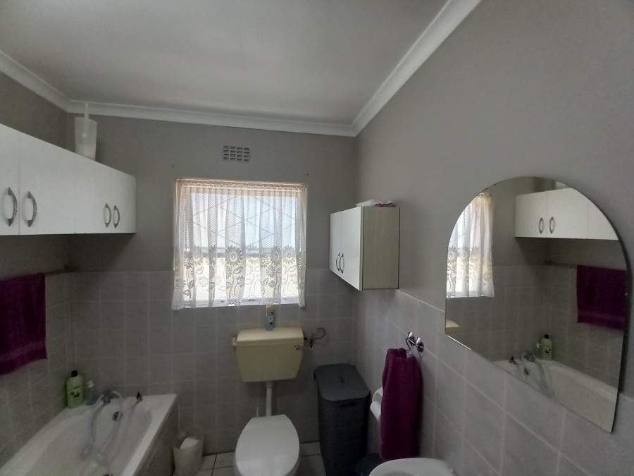To Let 3 Bedroom Property for Rent in Bonnie Brae Western Cape